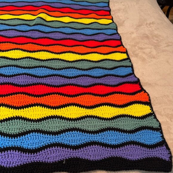 Crochet afghan throw Rainbow blanket wavy crazy pattern boho bohemian vibrant co - Picture 6 of 7